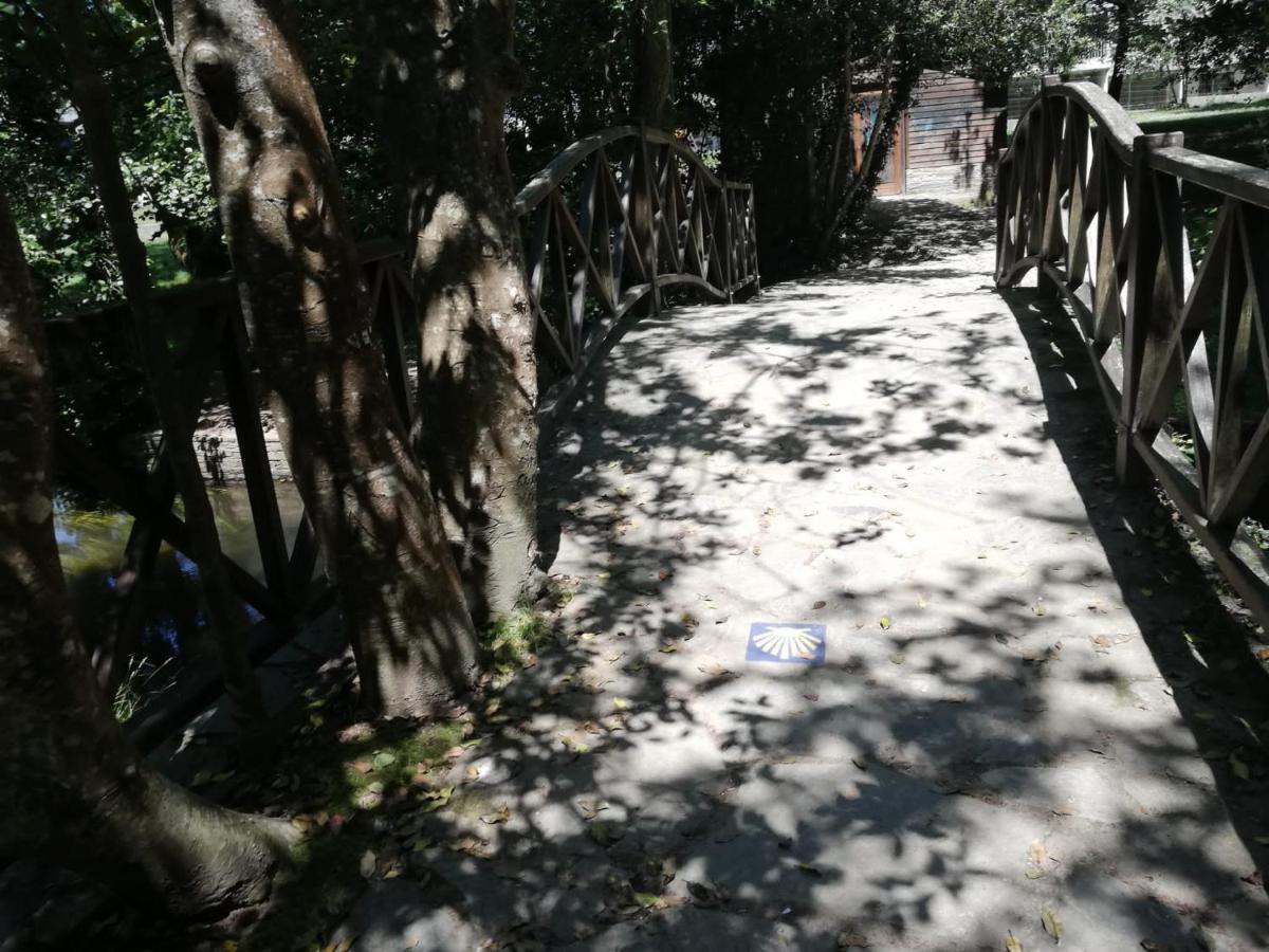 Albergue Camino Real Сигуэйро Экстерьер фото